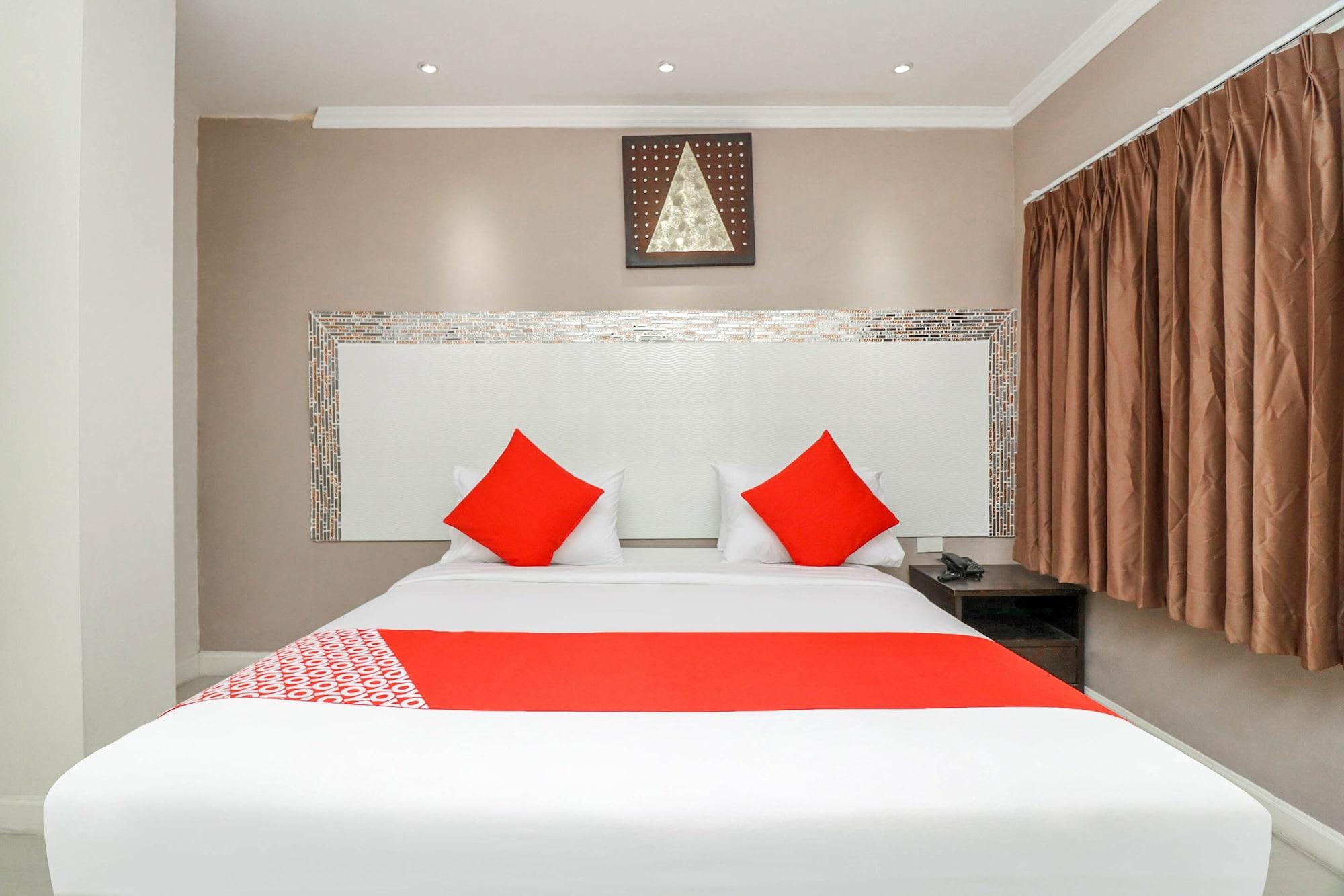 Natural Beach Hotel Pattaya Exterior photo