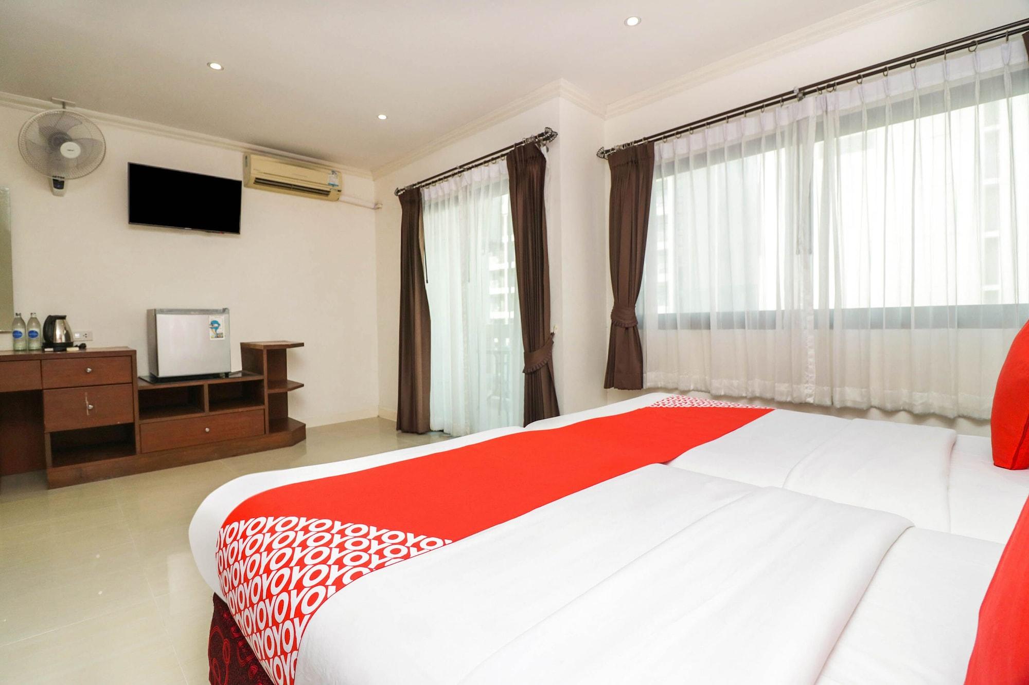 Natural Beach Hotel Pattaya Exterior photo